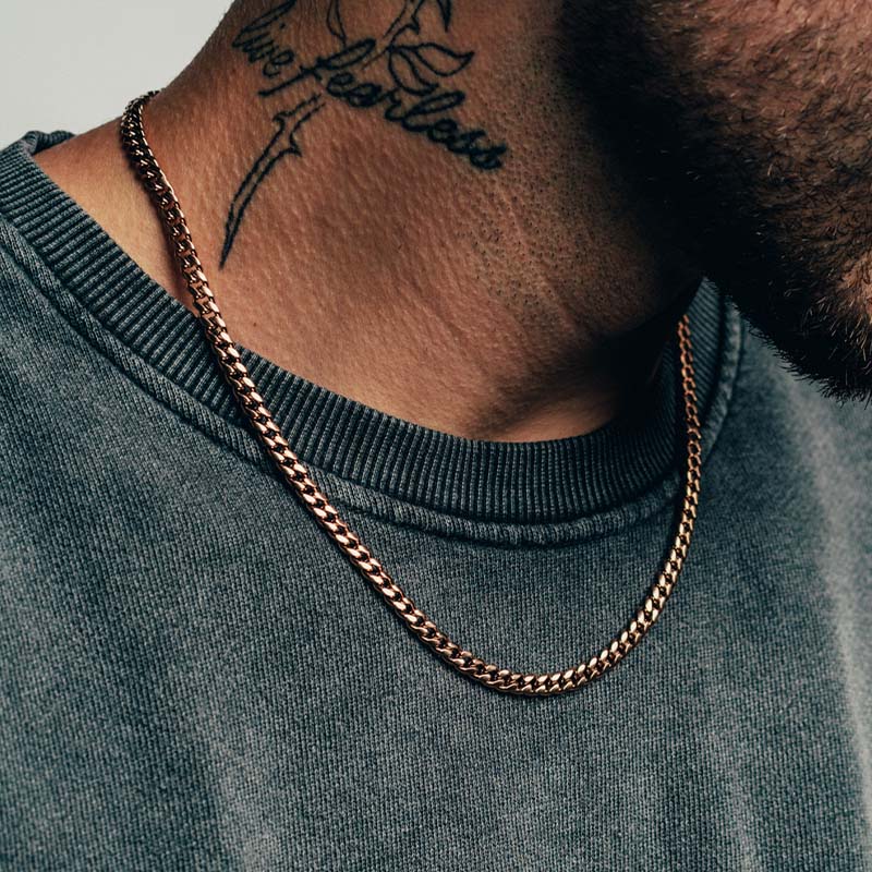 It sounds like you're interested in a Rose Gold Cuban chain with a thickness of 5mm. Rose gold is a popular choice for jewelry, known for its warm and rosy hue. The Cuban chain style, characterized by its interlocking links, adds a classic and stylish touch to the piece. If you have any specific questions or if there's anything else you'd like to know about Rose Gold Cuban chains, feel free to ask!